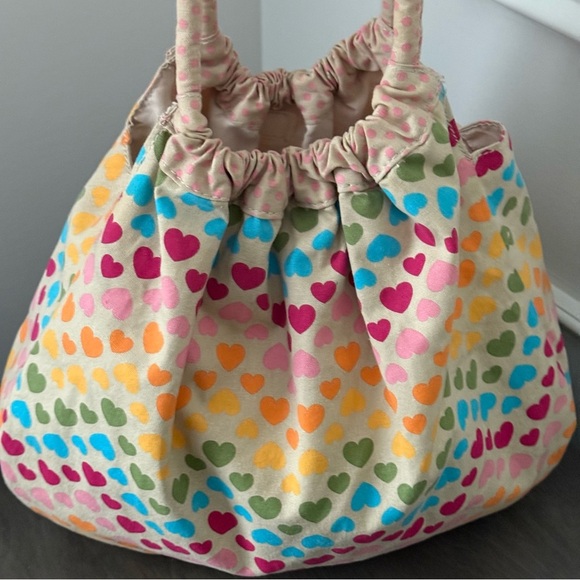Heart Pattern Tote Bag - Picture 7 of 14